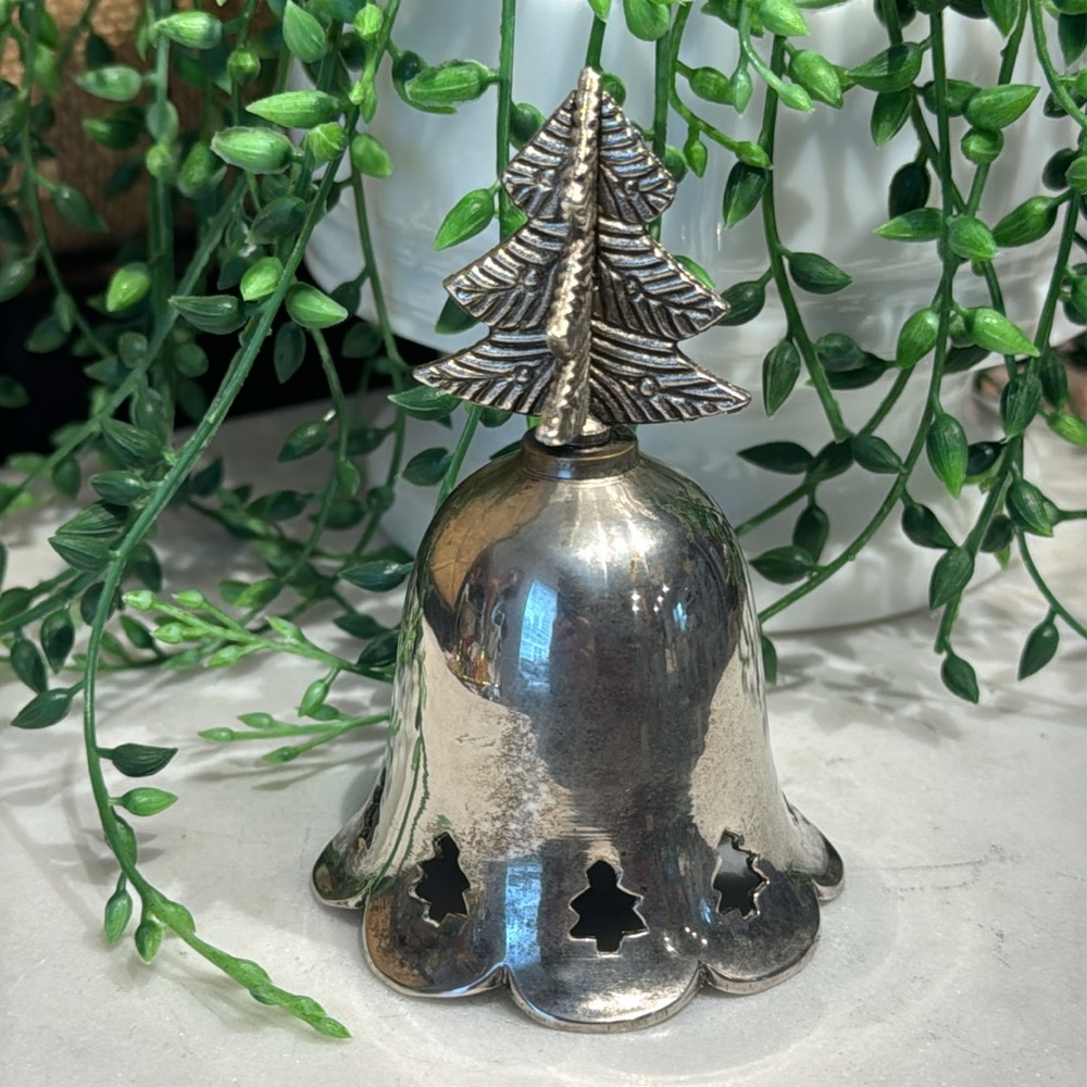 Christmas bell